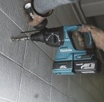 Akumuliatorinis perforatorius Makita DHR242Z, 18V Li-ion - Image 2
