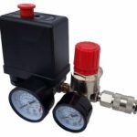Reguliatorius kompresoriui su slėgio jungikliu ir manometrais | 230V (SK10677)