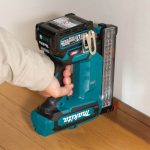 Makita FN001GZ XGT® 40Vmax Akumuliatorinis viniakalis (Be akumuliatorių ir kroviklio) - Image 2