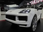 Porsche Cayenne battery children's car 12 volt white - Image 5